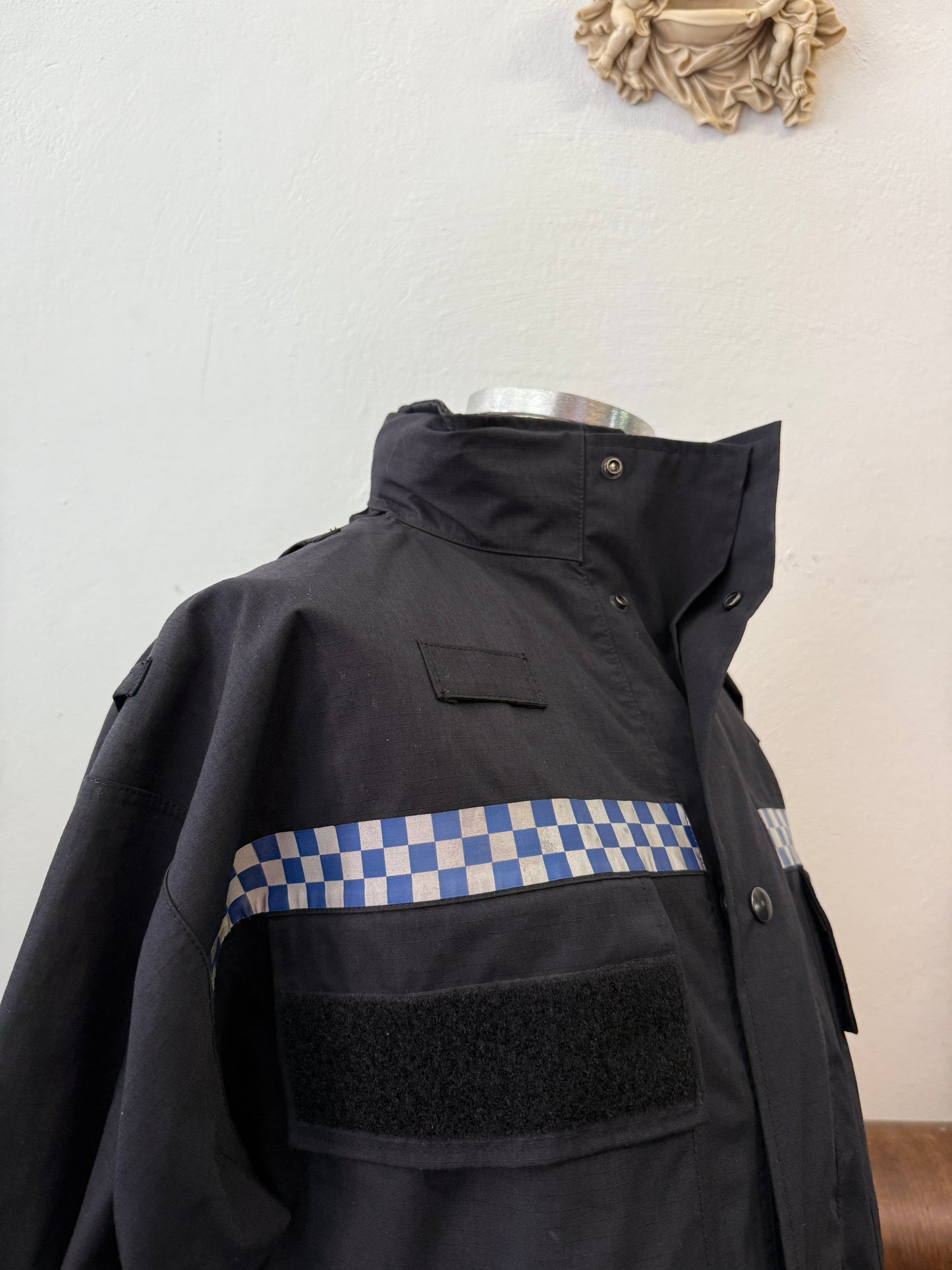 Vintage 90’s British Police Jacket “L/XL”