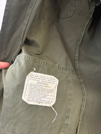 Vintage 60’s Jungle Jacket Us Army “S/M”