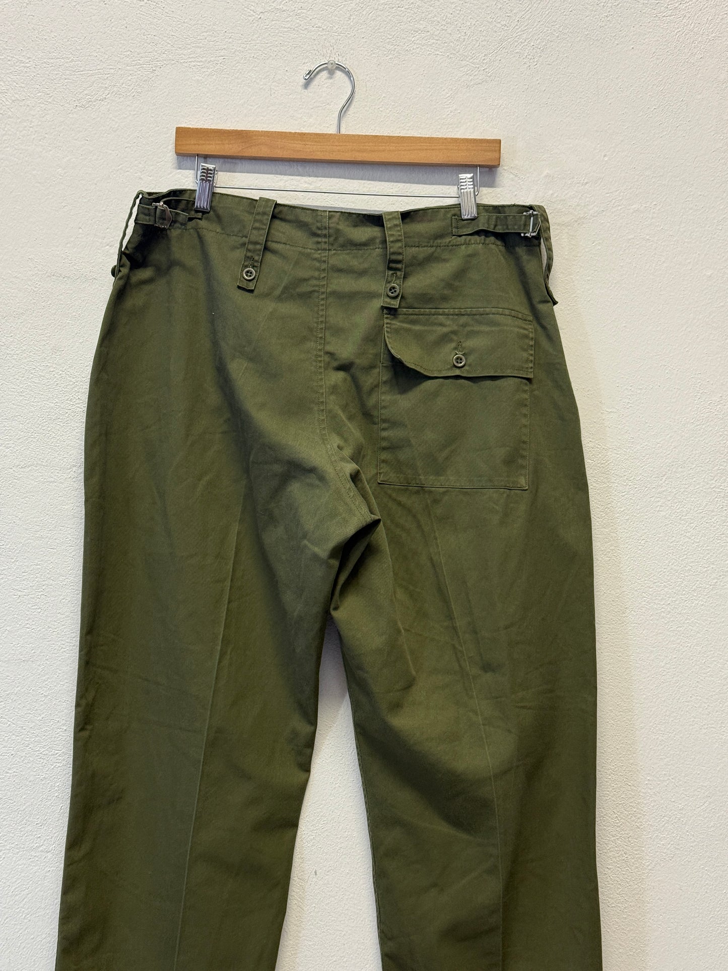 Vintage British Fatigue Army Pants “W36”