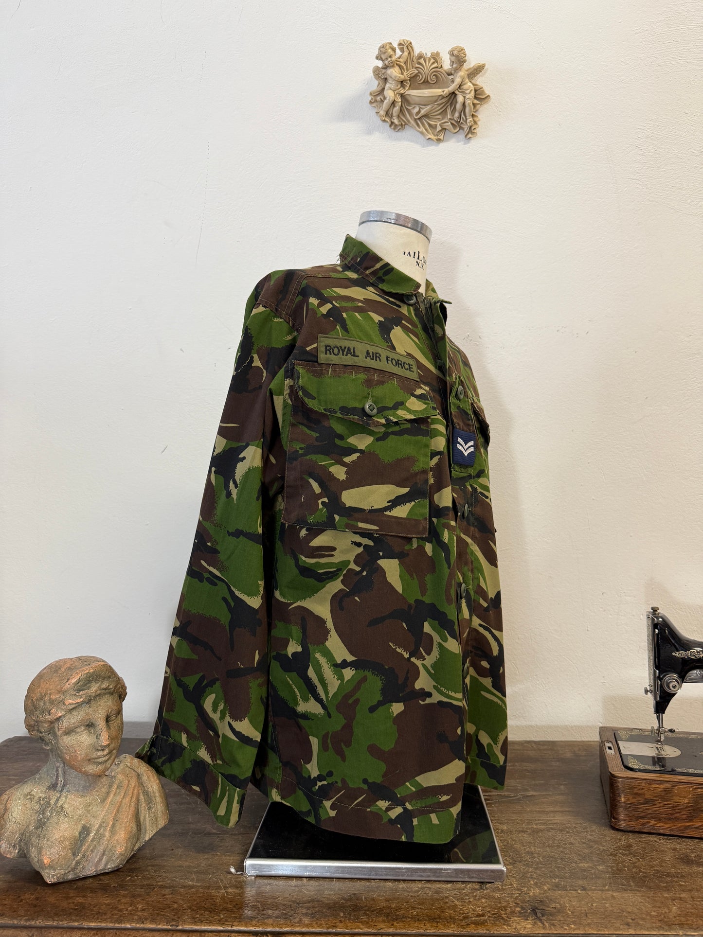 Vintage 90’s British Air Force Camo Jackets “L/XL”