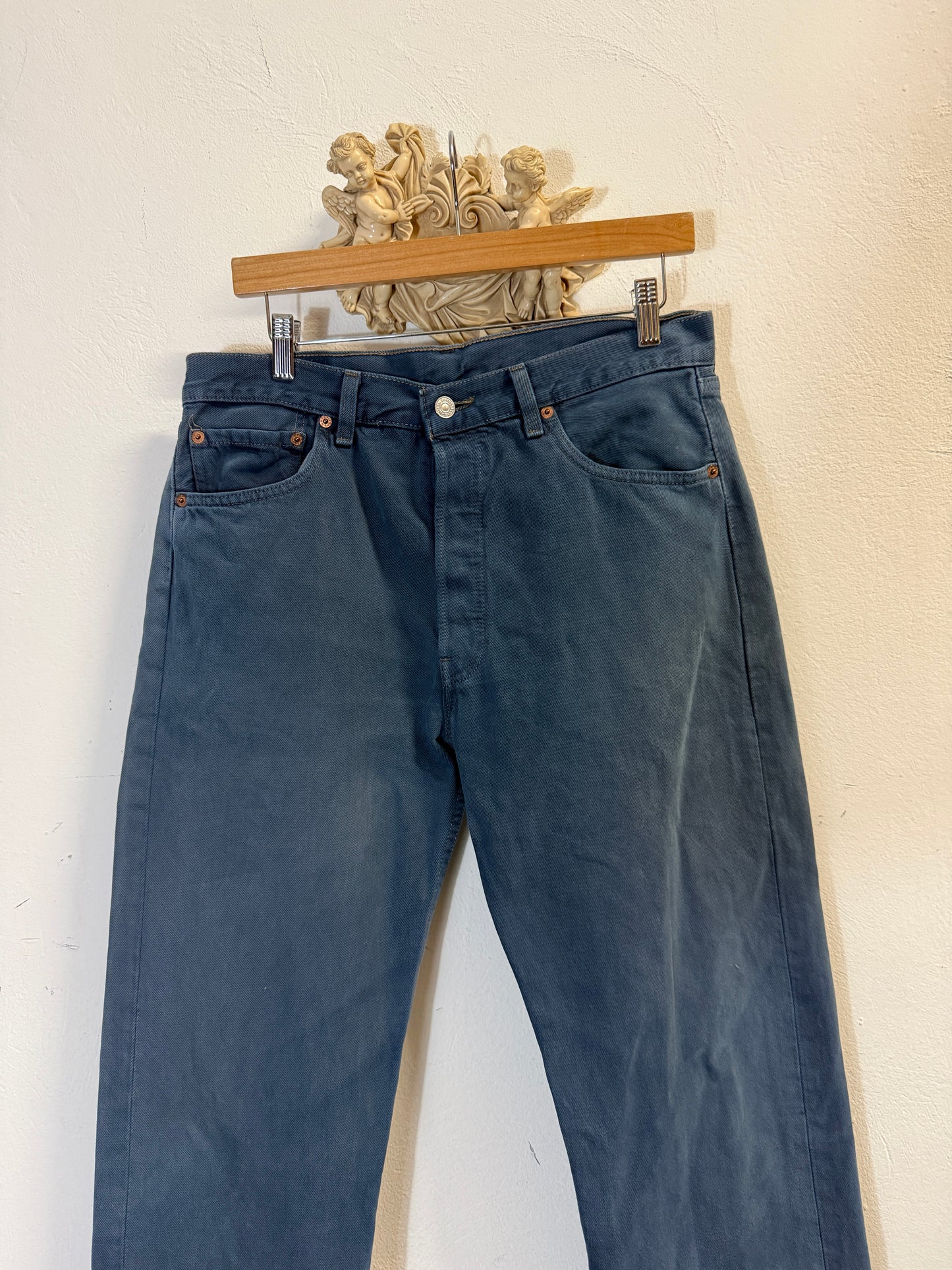 Vintage Levi’s 501 Made in Usa “W33 L30”