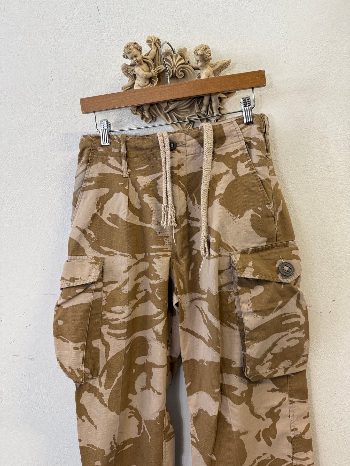 Vintage British Army Camo Cargo Pants “W31”