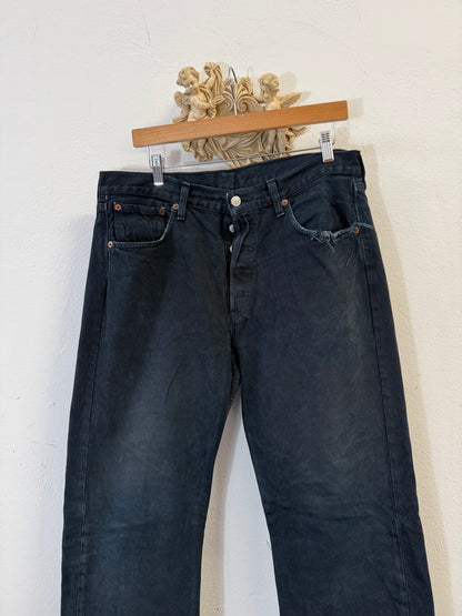 Vintage Levi’s 501 “W34 L32”