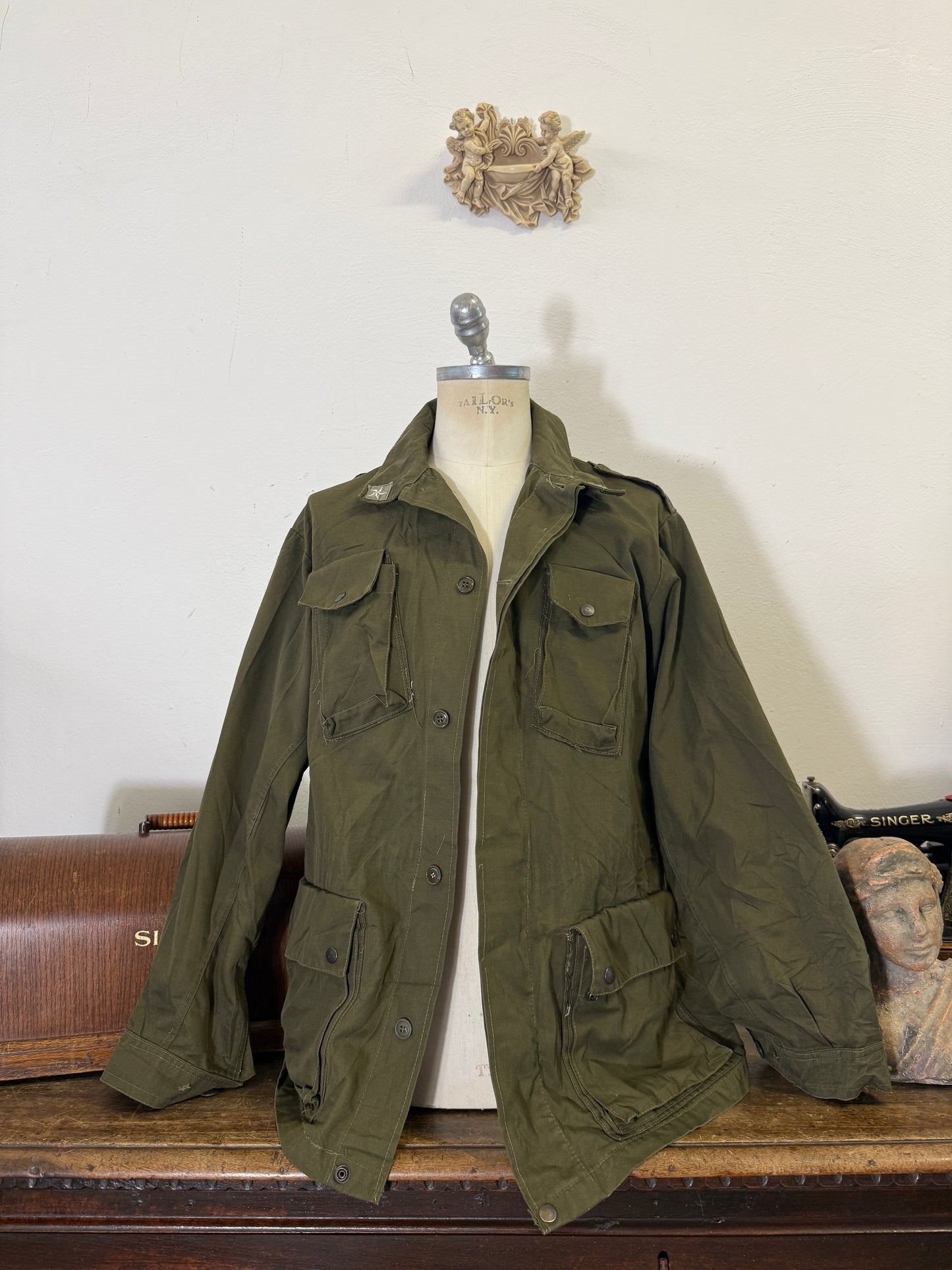 Vintage 80’s Italian Army Jacket “L/XL”