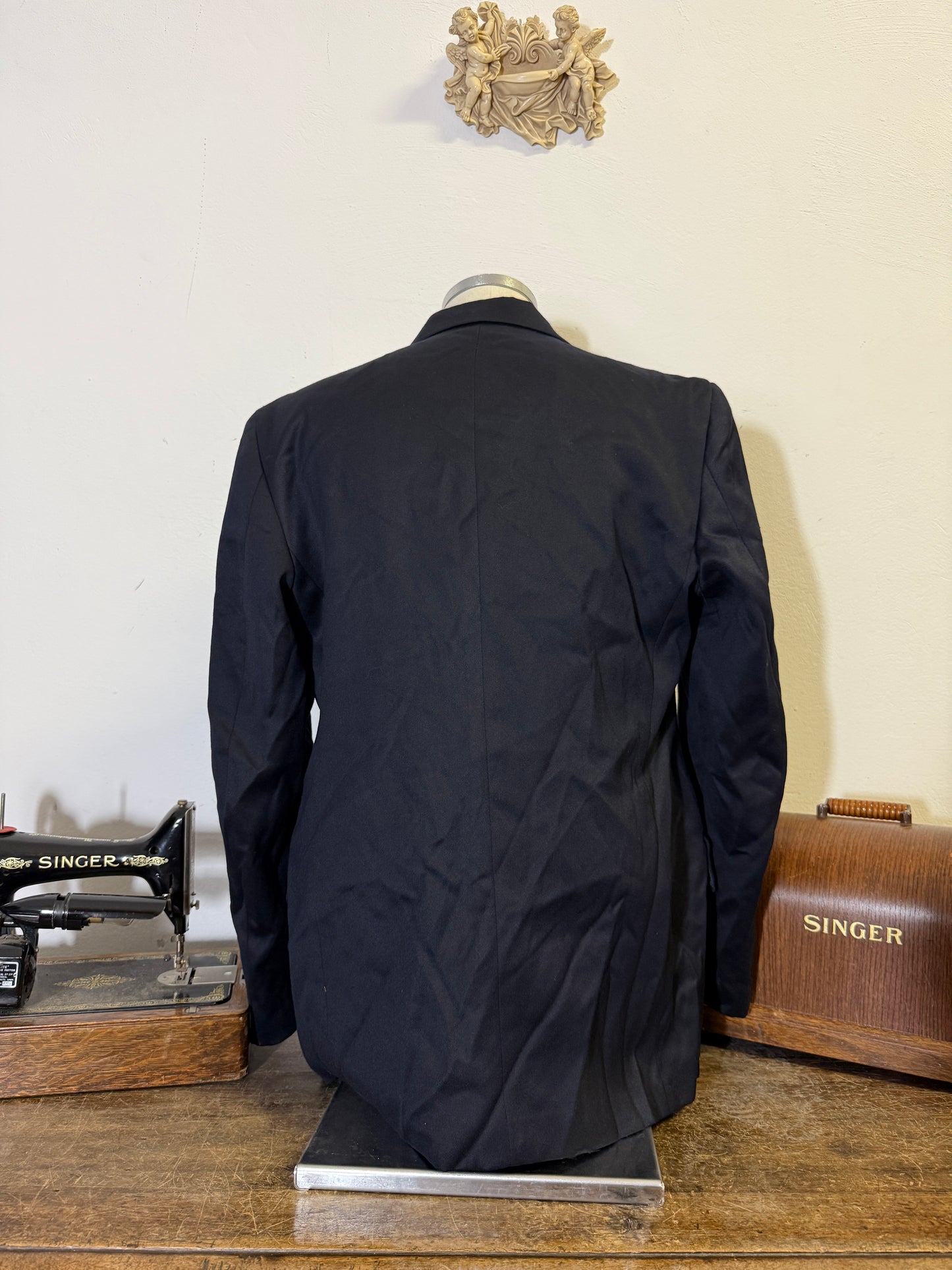 Vintage 00’s Italian Navy Double Breasted Jacket “XL”