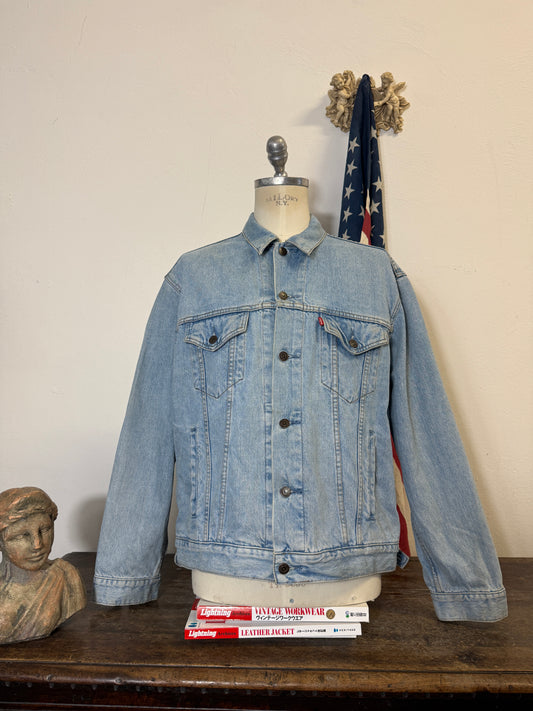 Vintage Levi’s Jacket “XL”