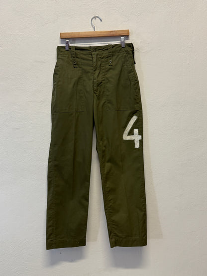 Vintage British Fatigue Army Pants “W32”