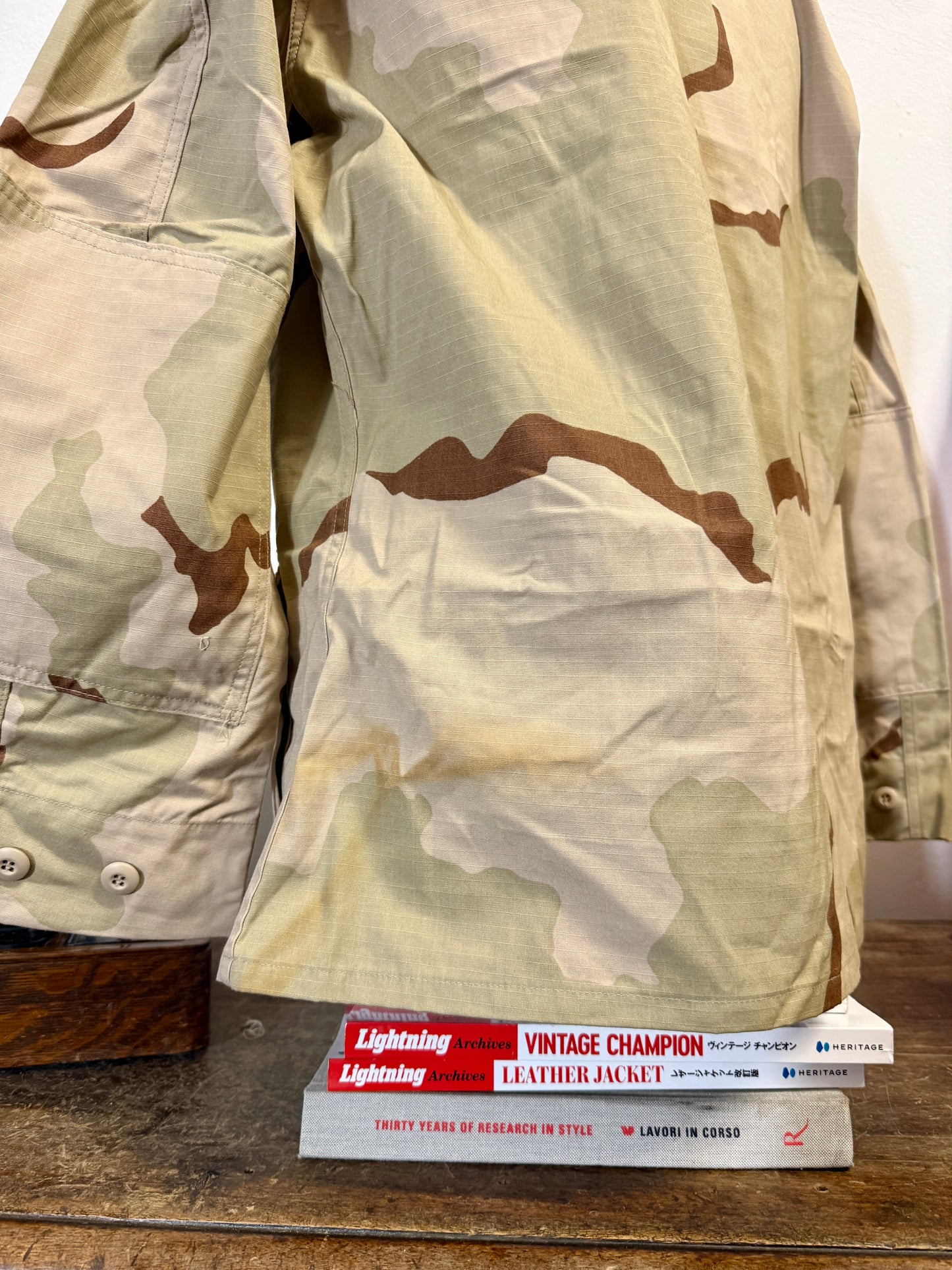 Deadstock BDU Camo Jacket Rip Stop US Army –  Faded “L/XL”