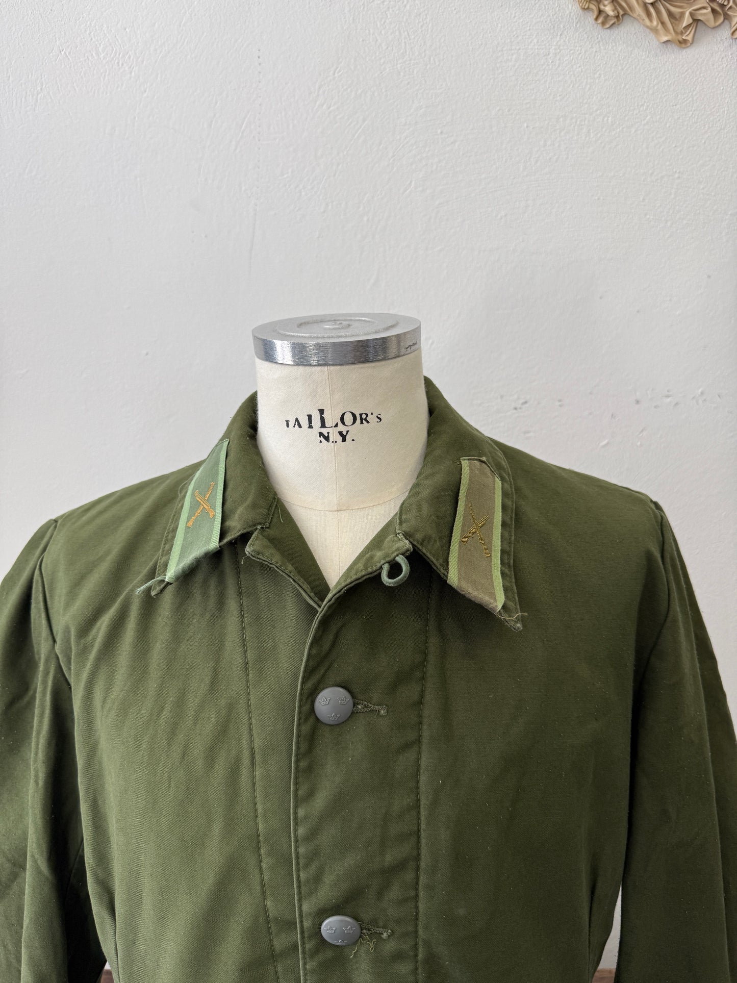 Vintage 80’s Swedish Army Jacket “L”