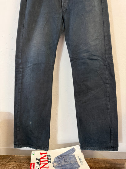Vintage Levi’s 501 “W34 L32”