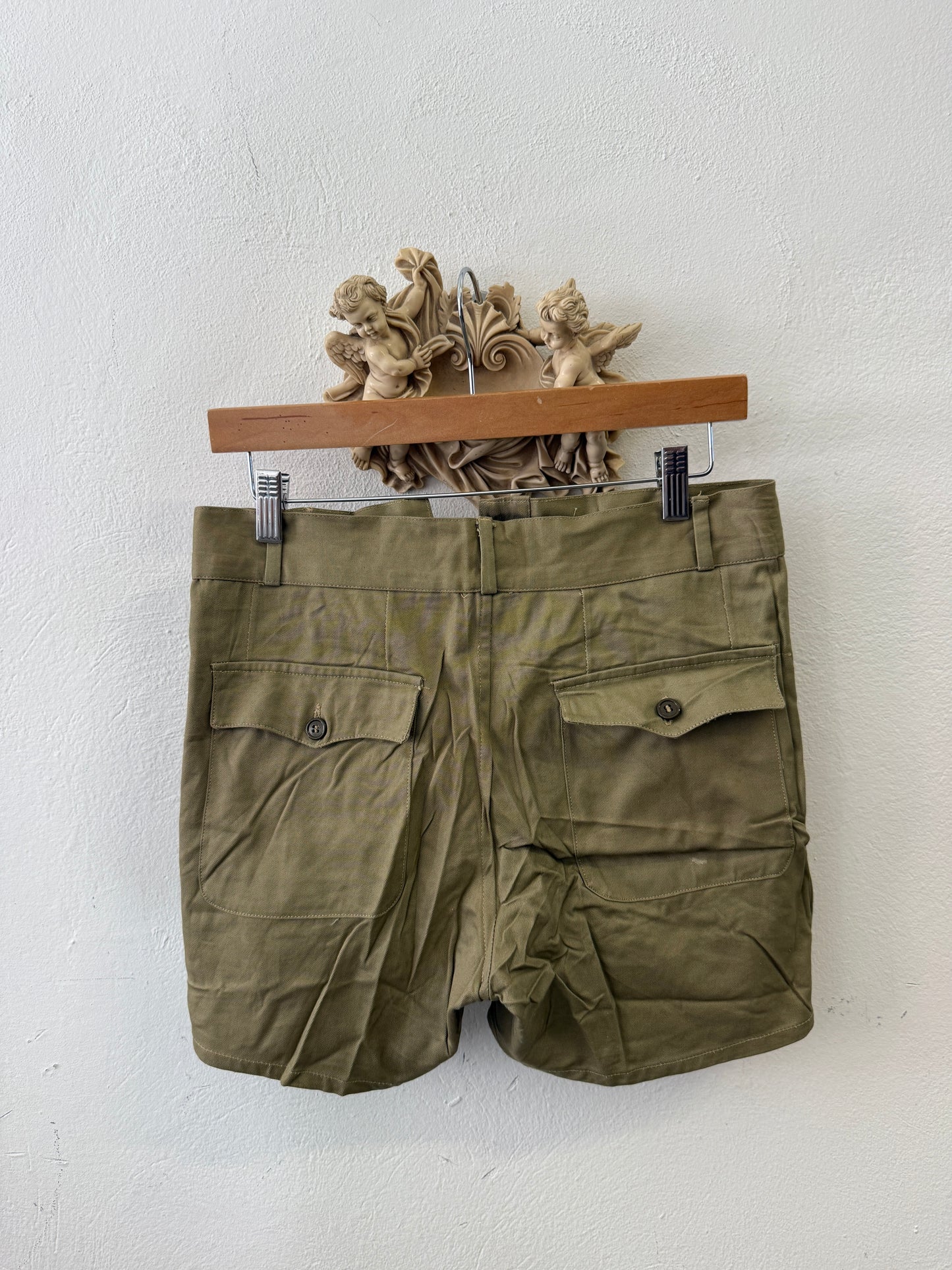 Vintage Italian Army Shorts with Buttons 76 cm