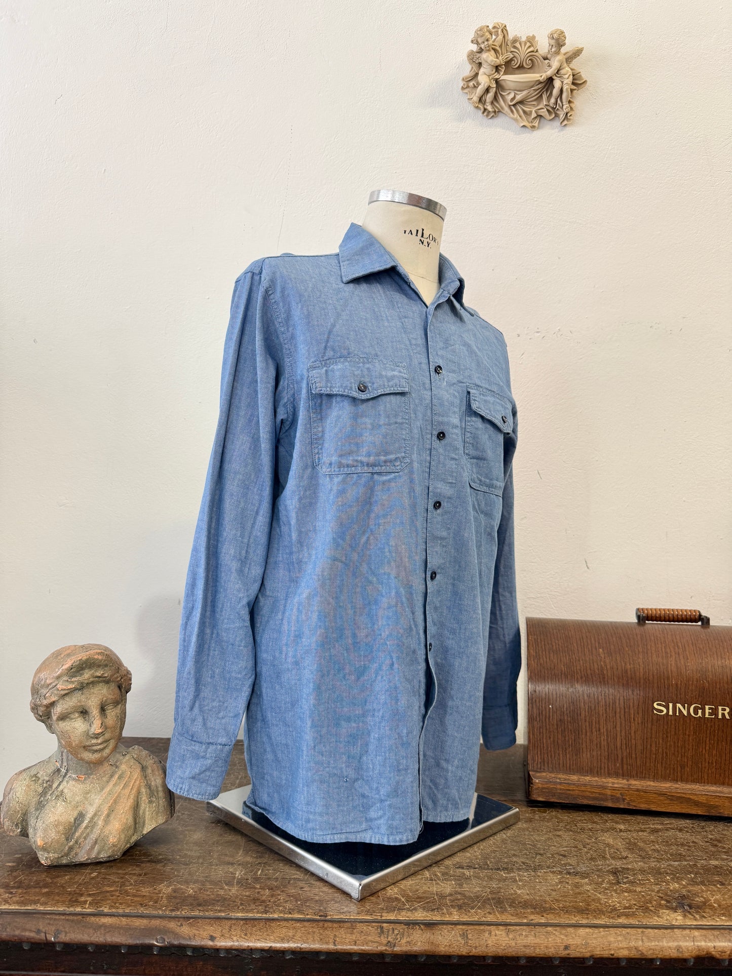 Vintage 90’s Italian Navy Shirt “L”