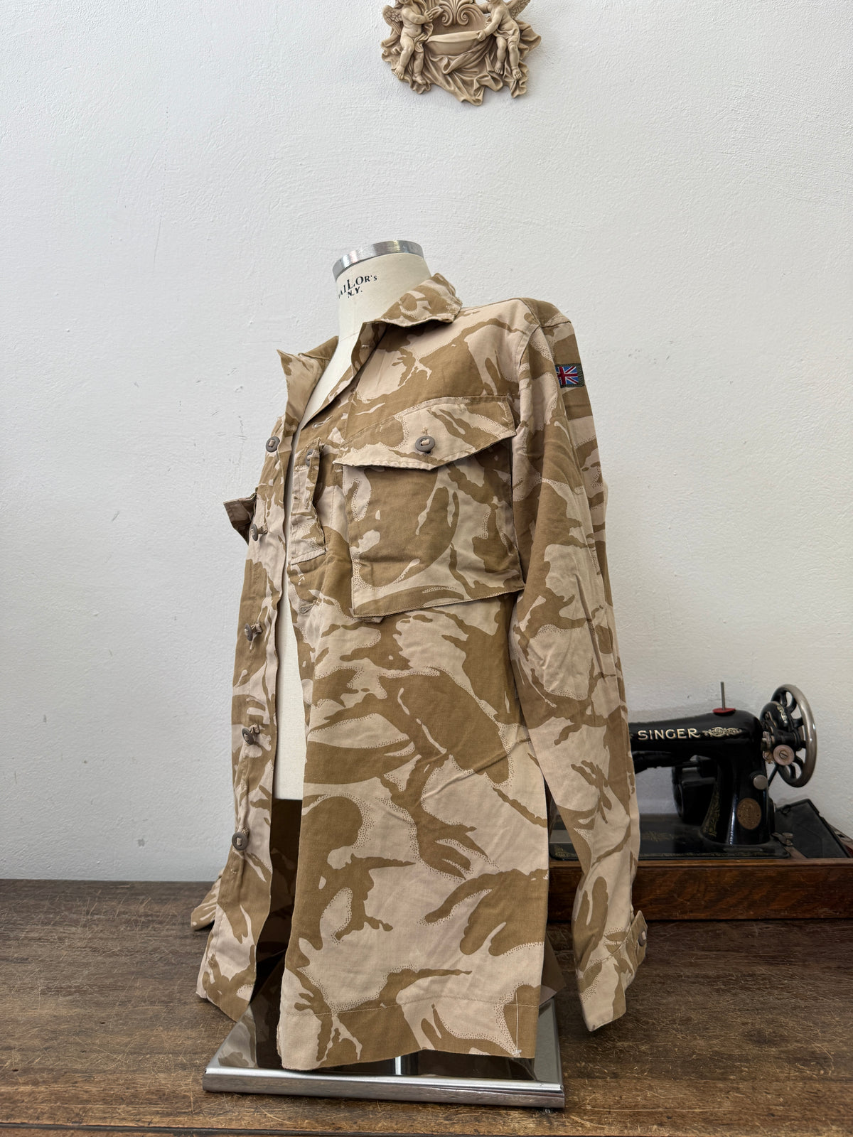 Vintage British Army Dpm Jacket “XL”