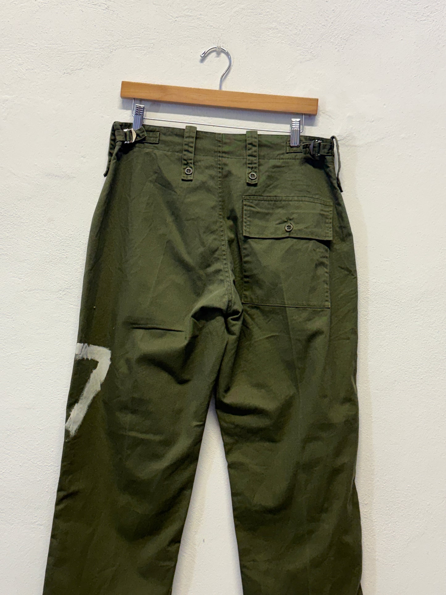 Vintage British Fatigue Army Pants “W32”
