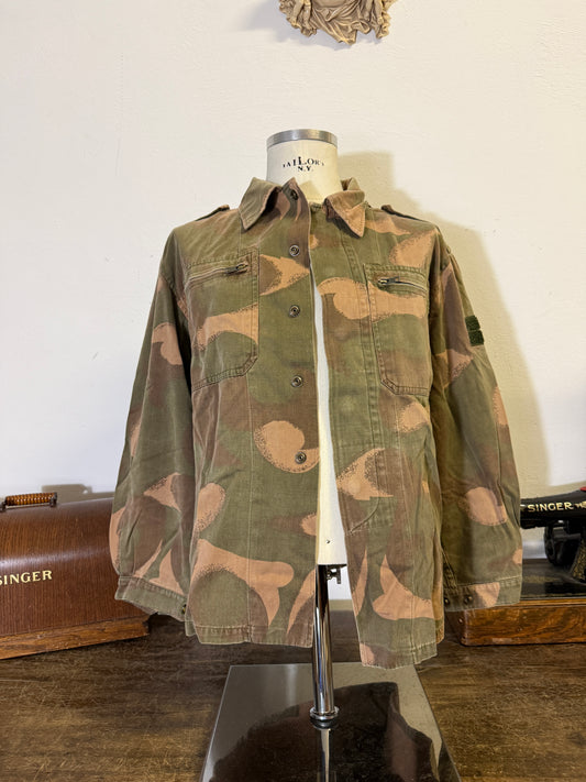 Vintage 90’s Hungarian Army Overshirt “M”