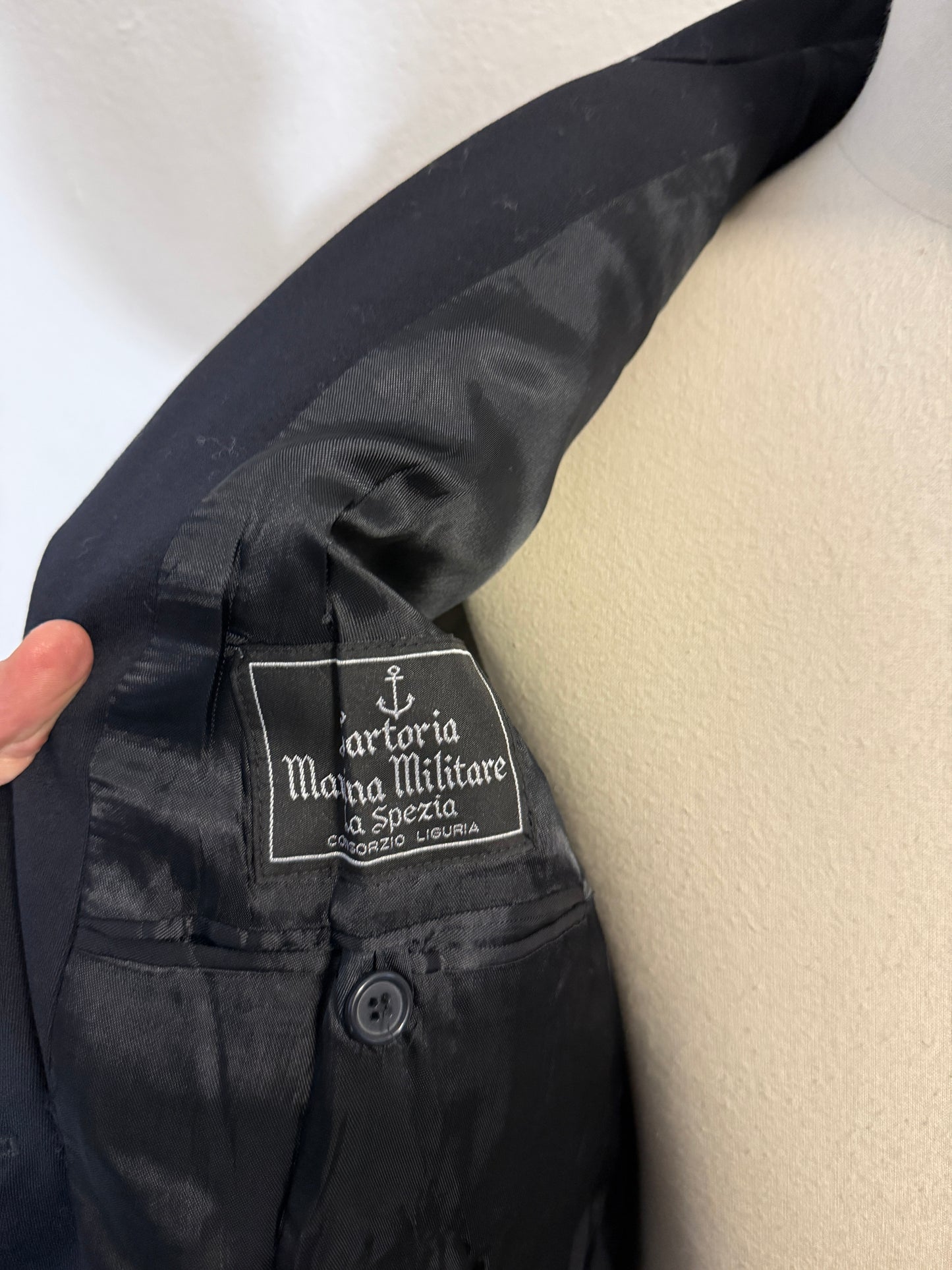 Vintage 00’s Italian Navy Double Breasted Jacket “XL”