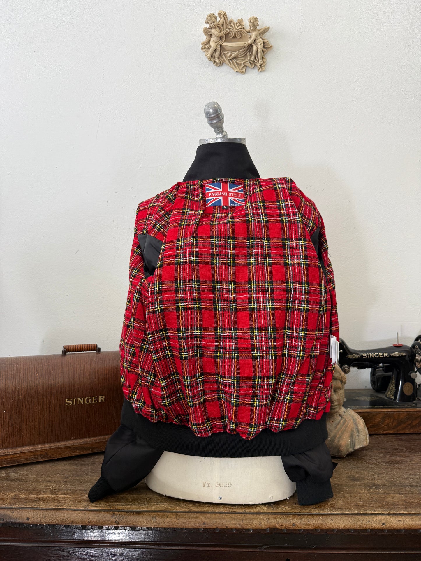 Black British-Style Bomber Jacket “L”