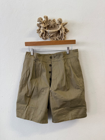 Vintage Italian Army Bermuda Shorts with Buttons 84 cm