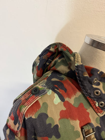 Vintage Swiss Army Camo Jacket M70 “XL”