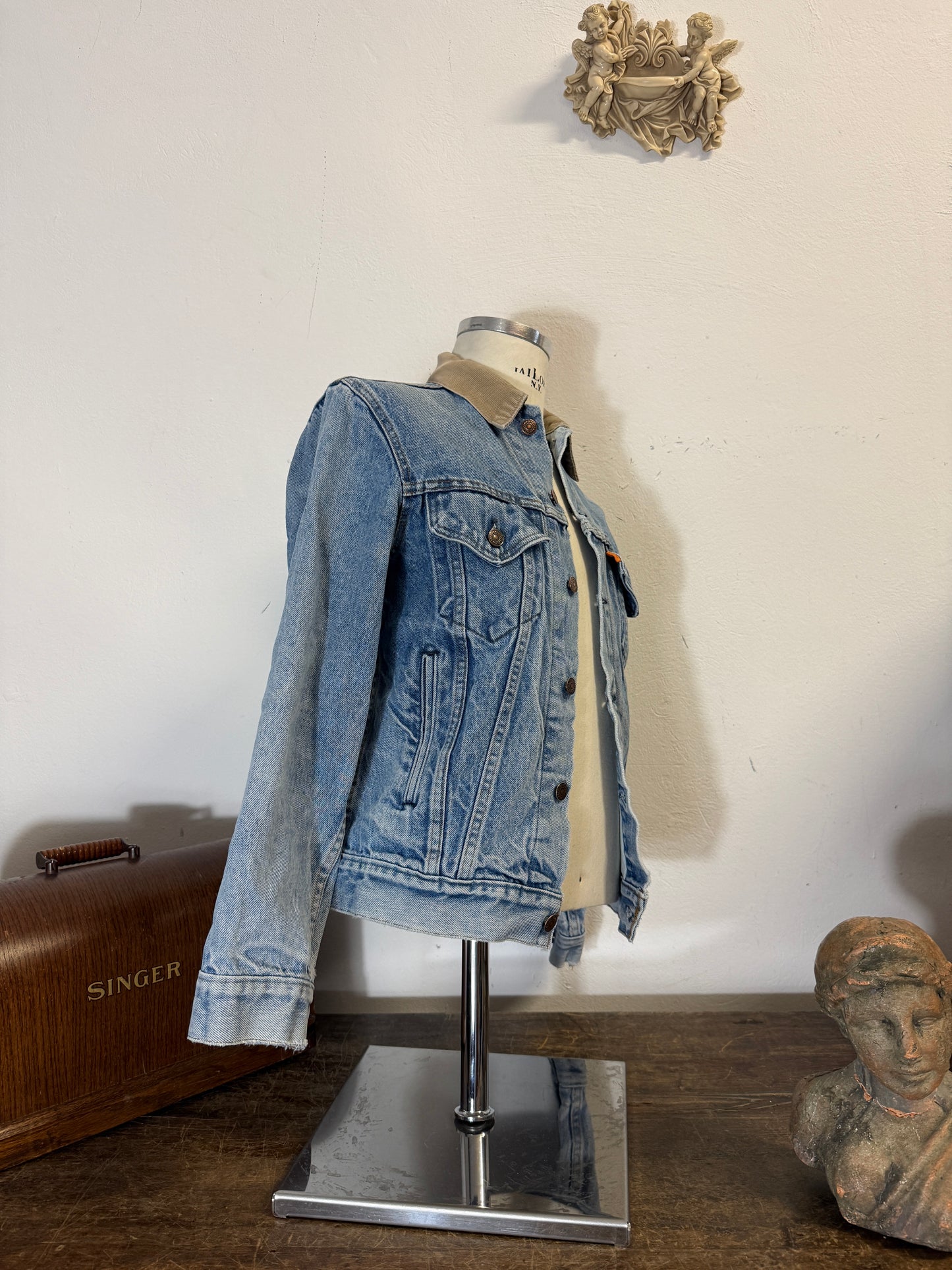 Vintage Levi’s Jacket “S”