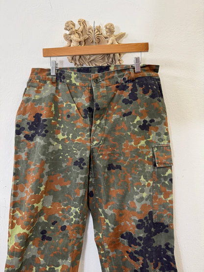 Vintage German Army Camo Cargo Pants “W35”