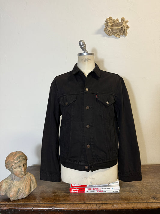 Vintage Levi’s Jacket “M/L”