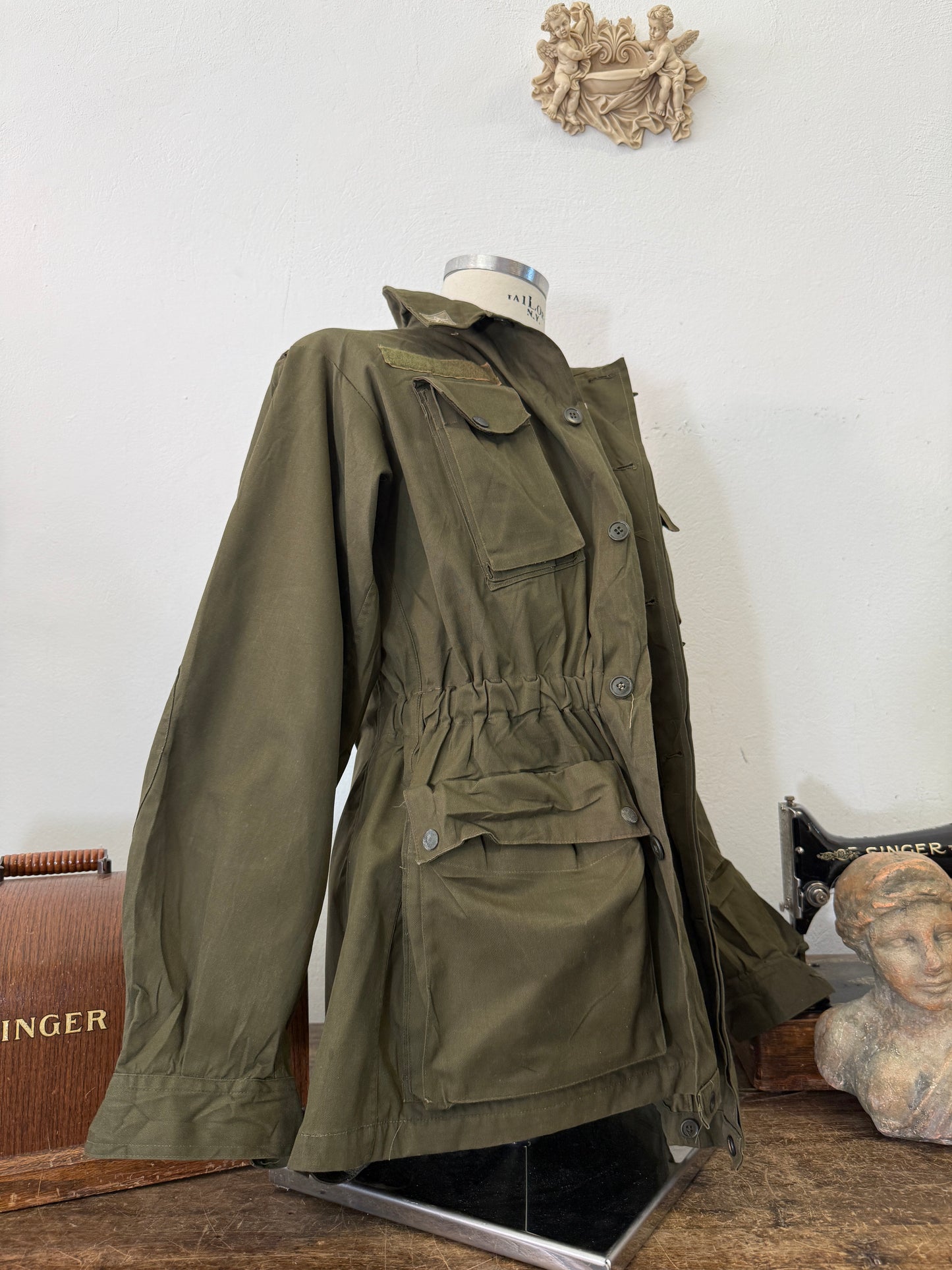 Vintage 80’s Italian Army Jacket “L/XL”
