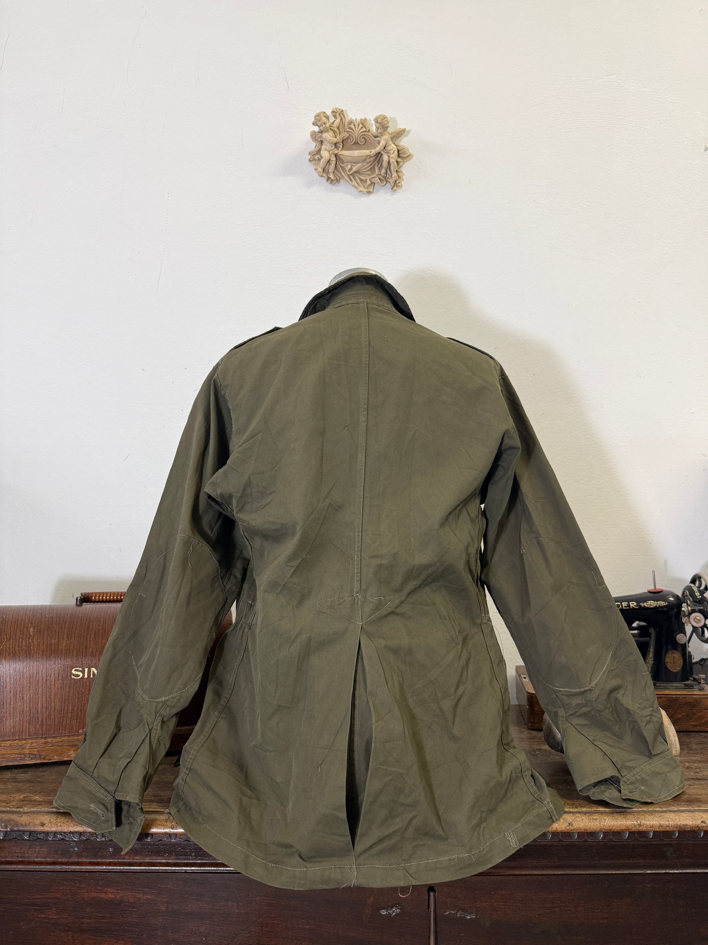 Vintage 80’s Italian Army Jacket “XL”