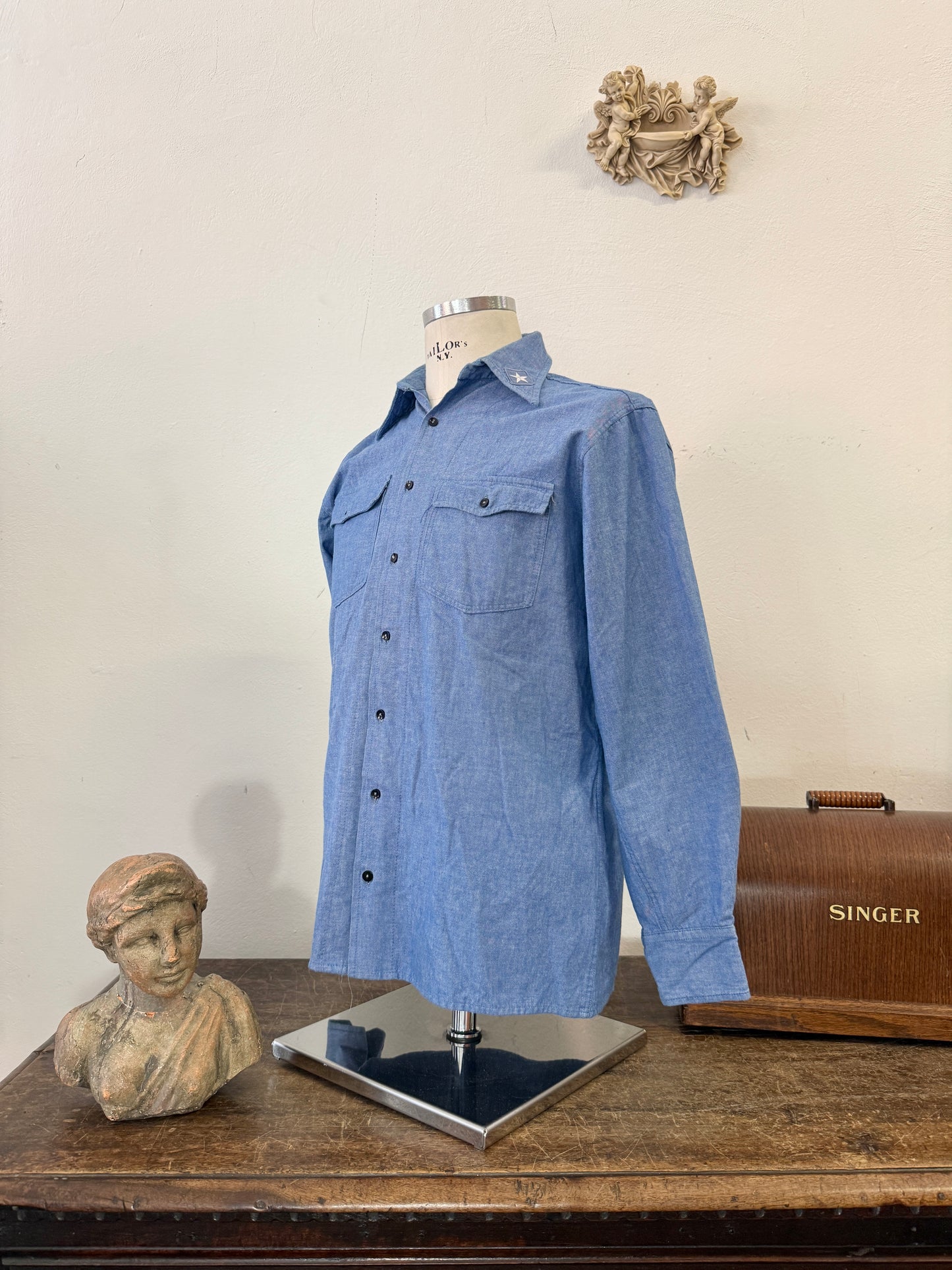 Vintage 90’s Italian Navy Shirt “M”
