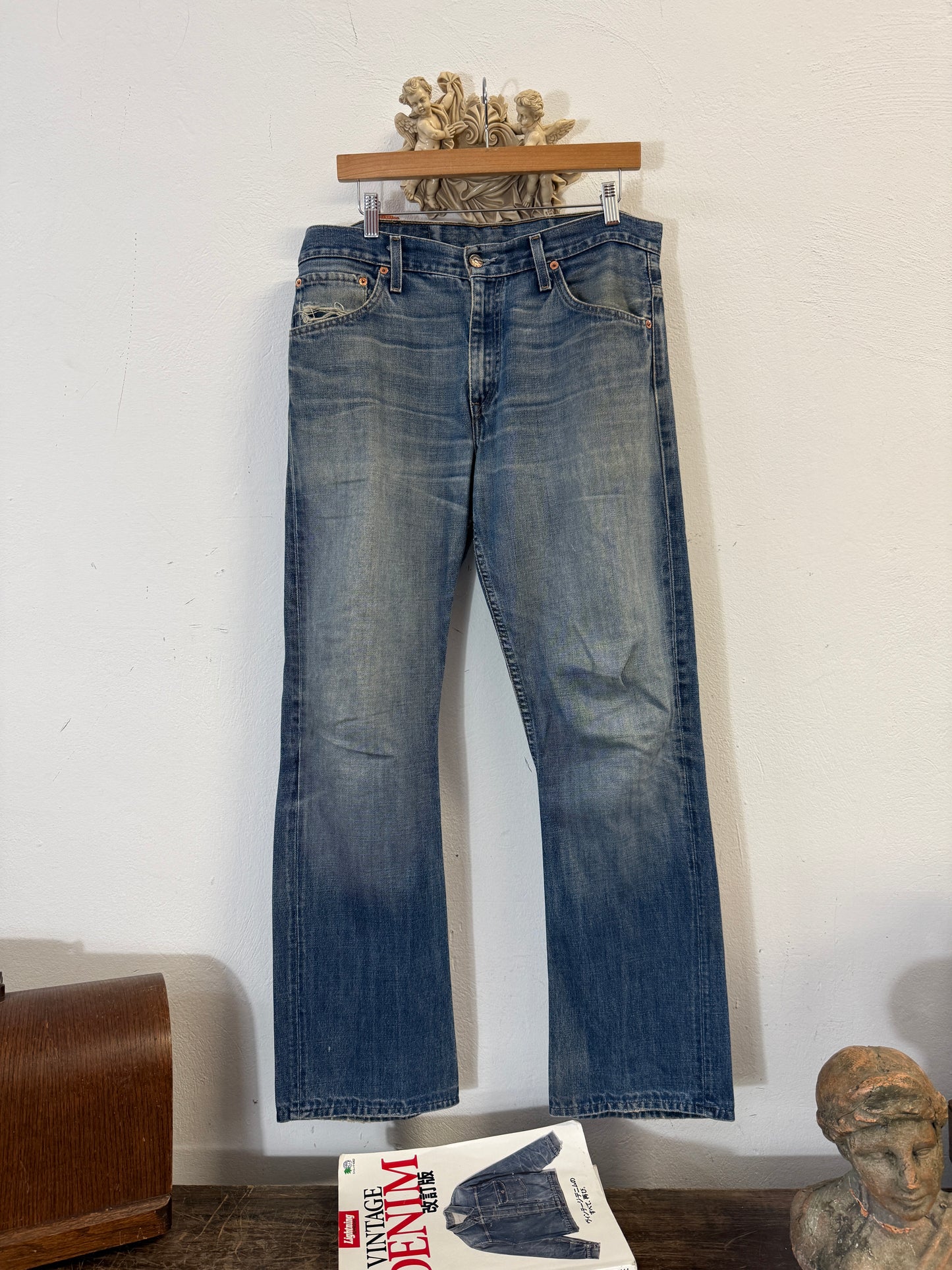 Vintage Levi’s 516 “W35 L32”