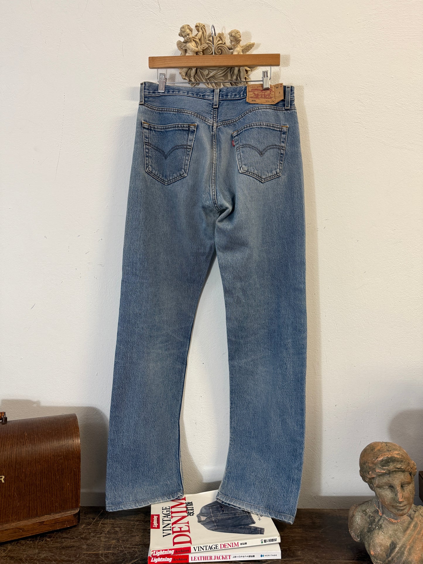 Vintage Levi’s 501 “W34 L36”