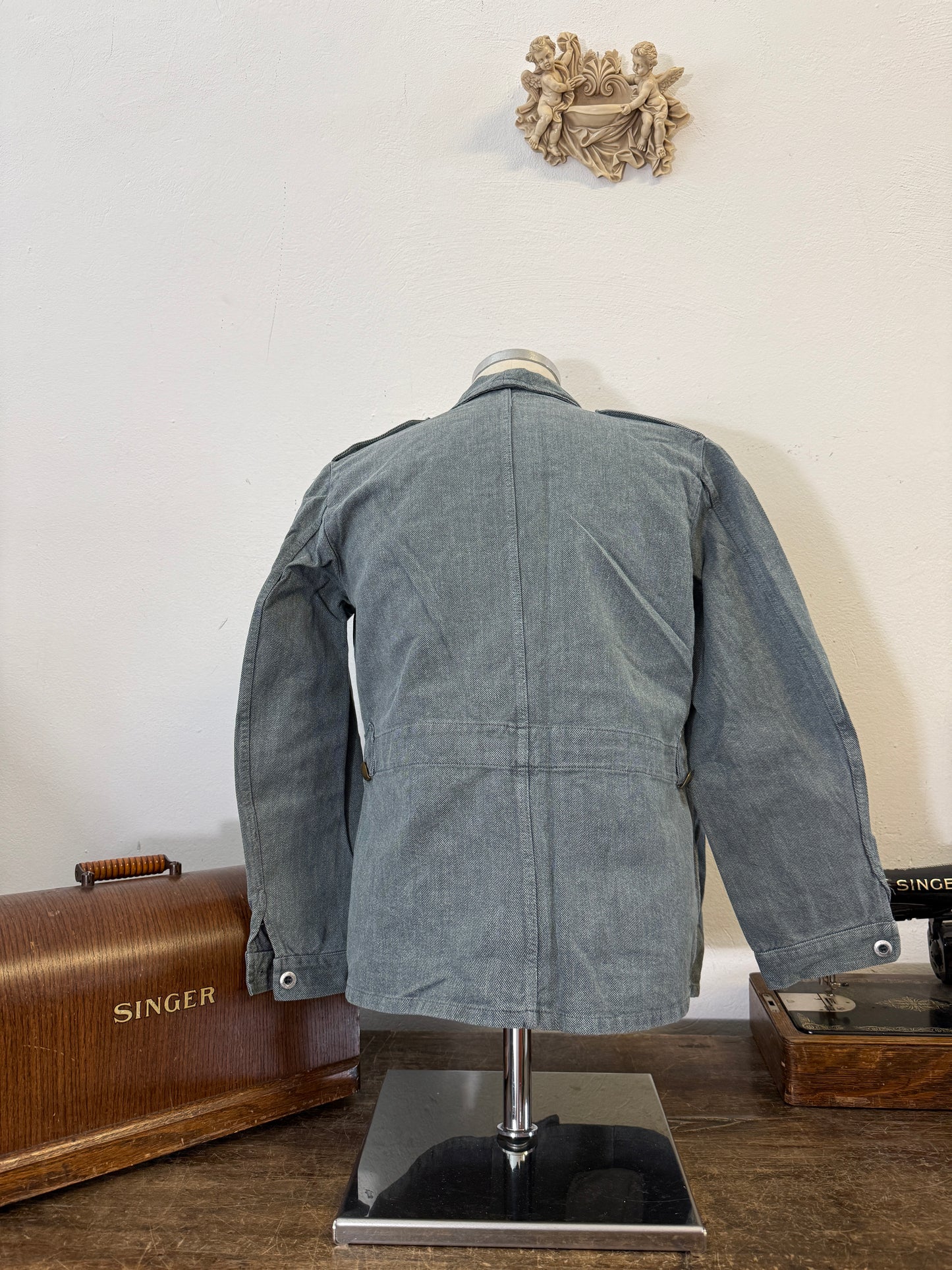 Vintage Swiss Army Jacket “S/M”