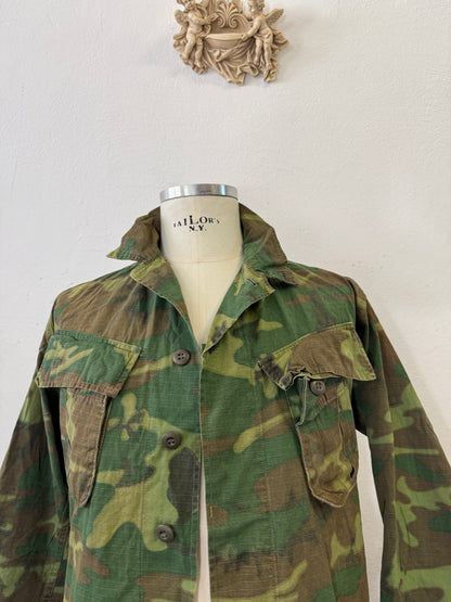 Vintage 60’s Ripstop Jungle Jacket ERDL Us Army “M”
