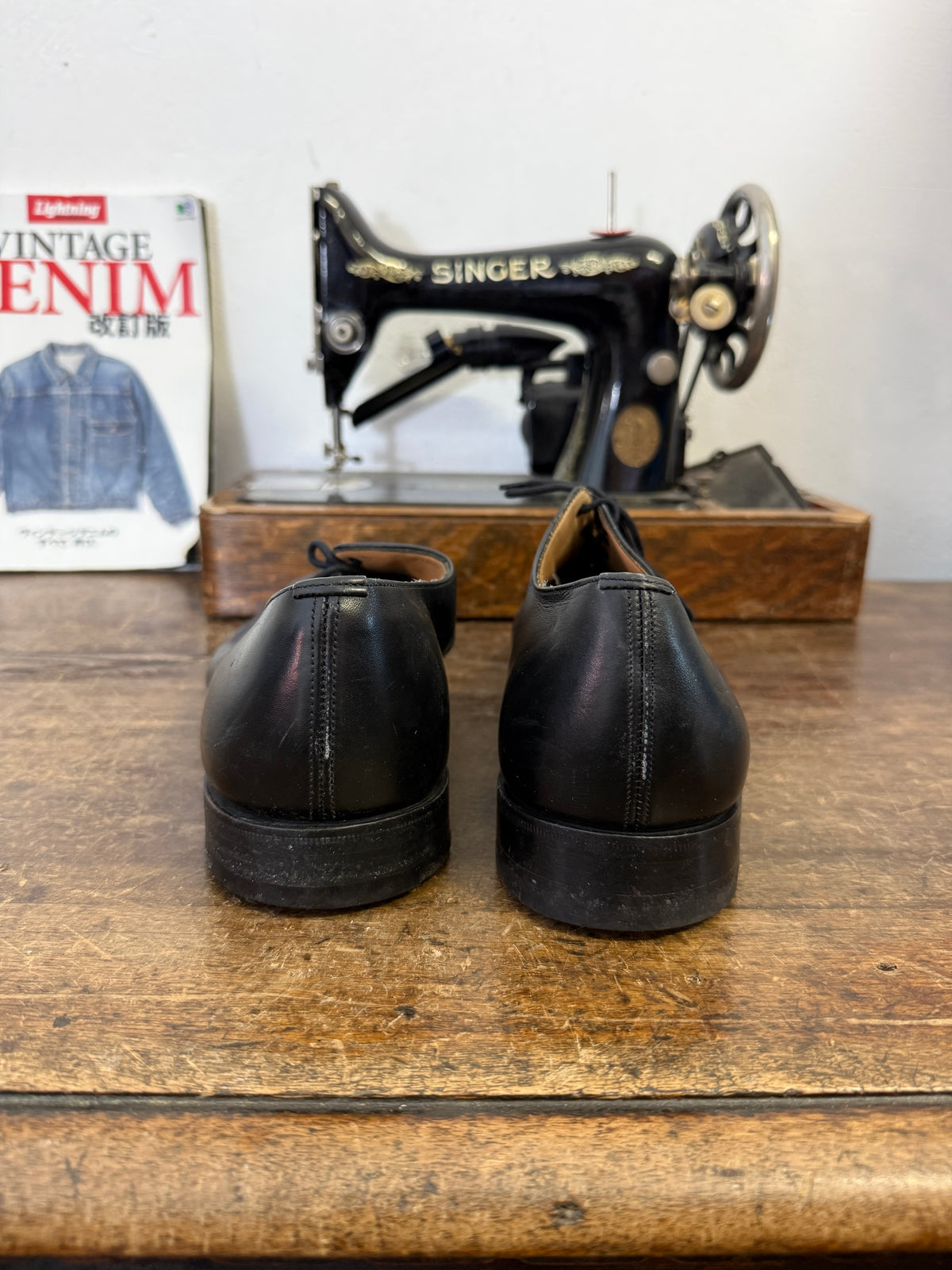Used Church’s Men’s Black Leather Oxford Shoes – Made in England – UK Size 10