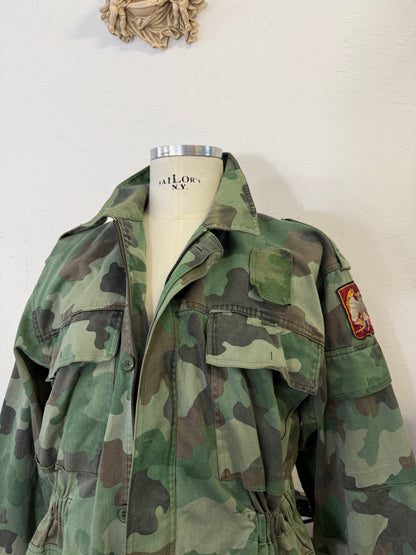 Vintage 90’s Serbian Army Jacket “L/XL”