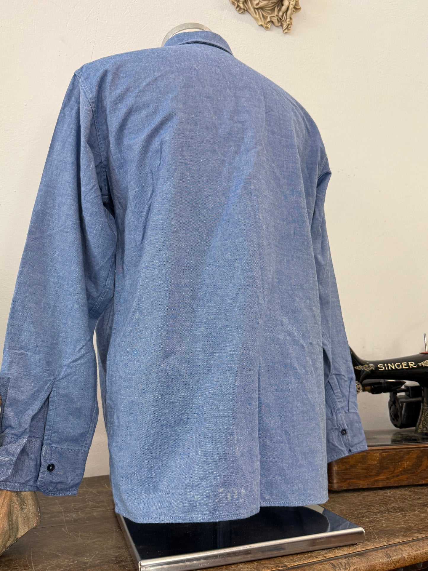 Vintage 80’s Italian Navy Shirt “L”