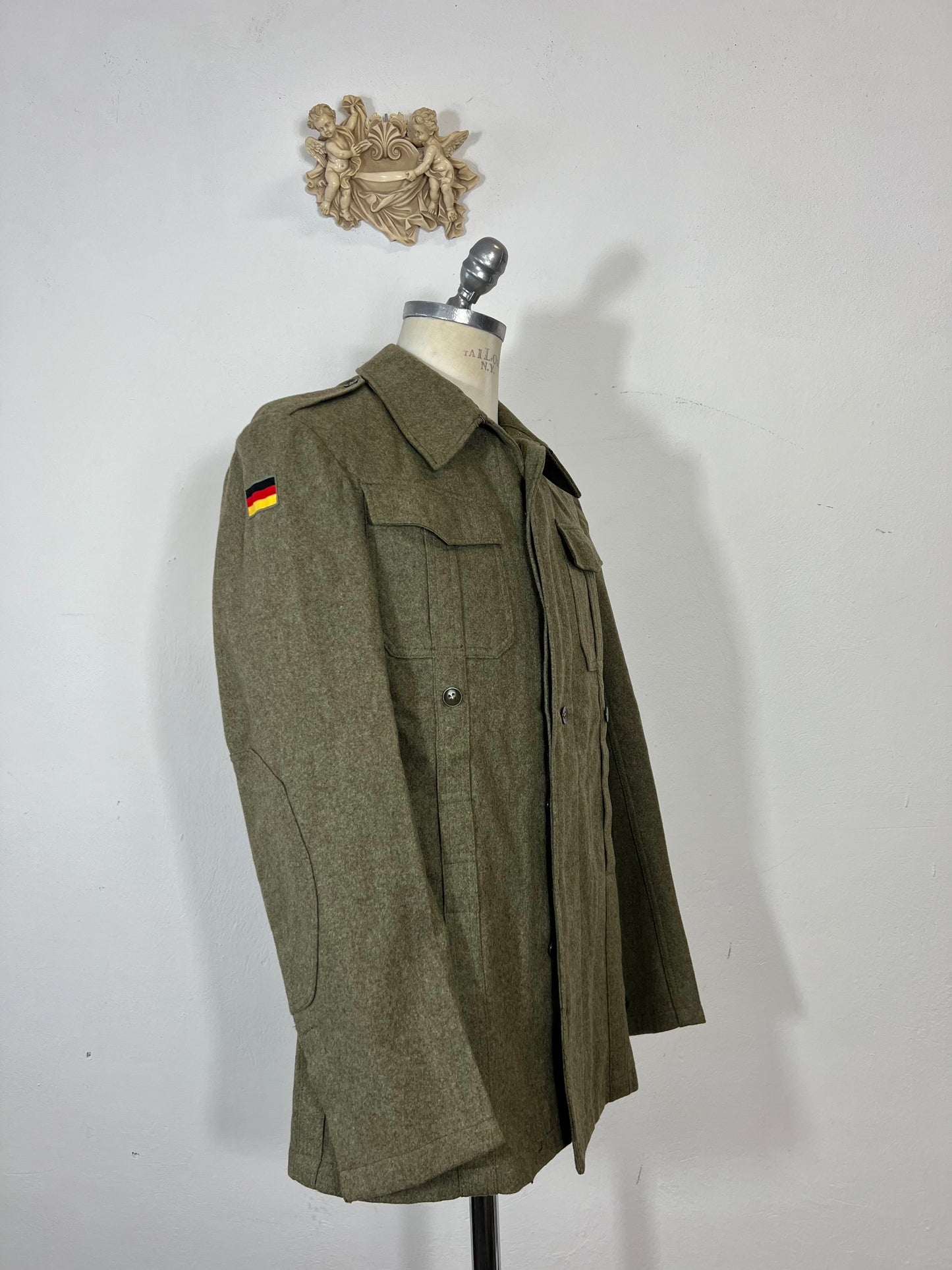 veste en laine de l’armée allemande vintage