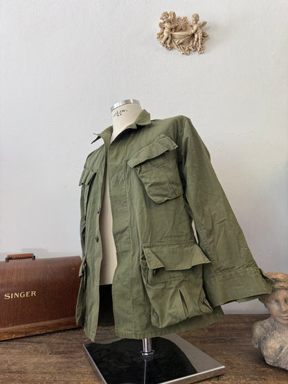 Vintage 60’s Jungle Jacket Us Army “S/M”