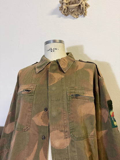 Vintage 90’s Hungarian Army Overshirt “XL”