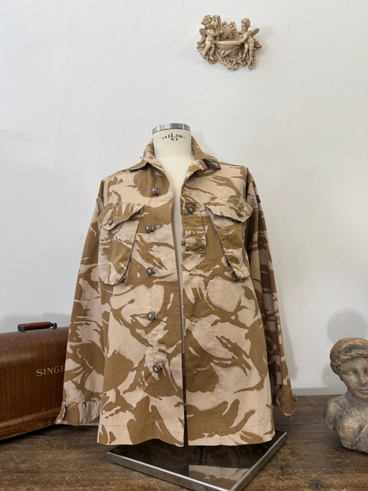 Vintage British Army Dpm Jacket “L/XL”
