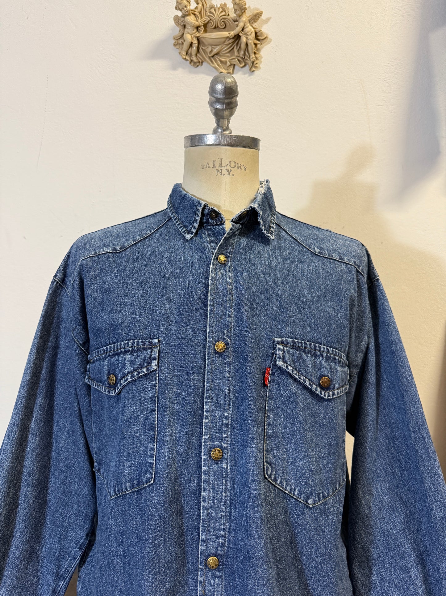 Vintage Levi’s Shirt “L”