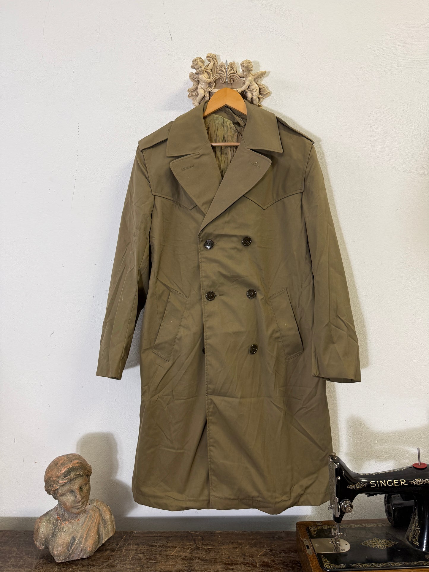 Vintage 80’s Italian Army Coat “L”