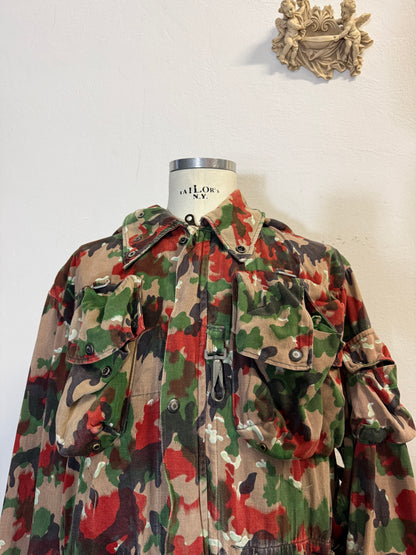 Vintage Swiss Army Camo Jacket M70 “L/XL”
