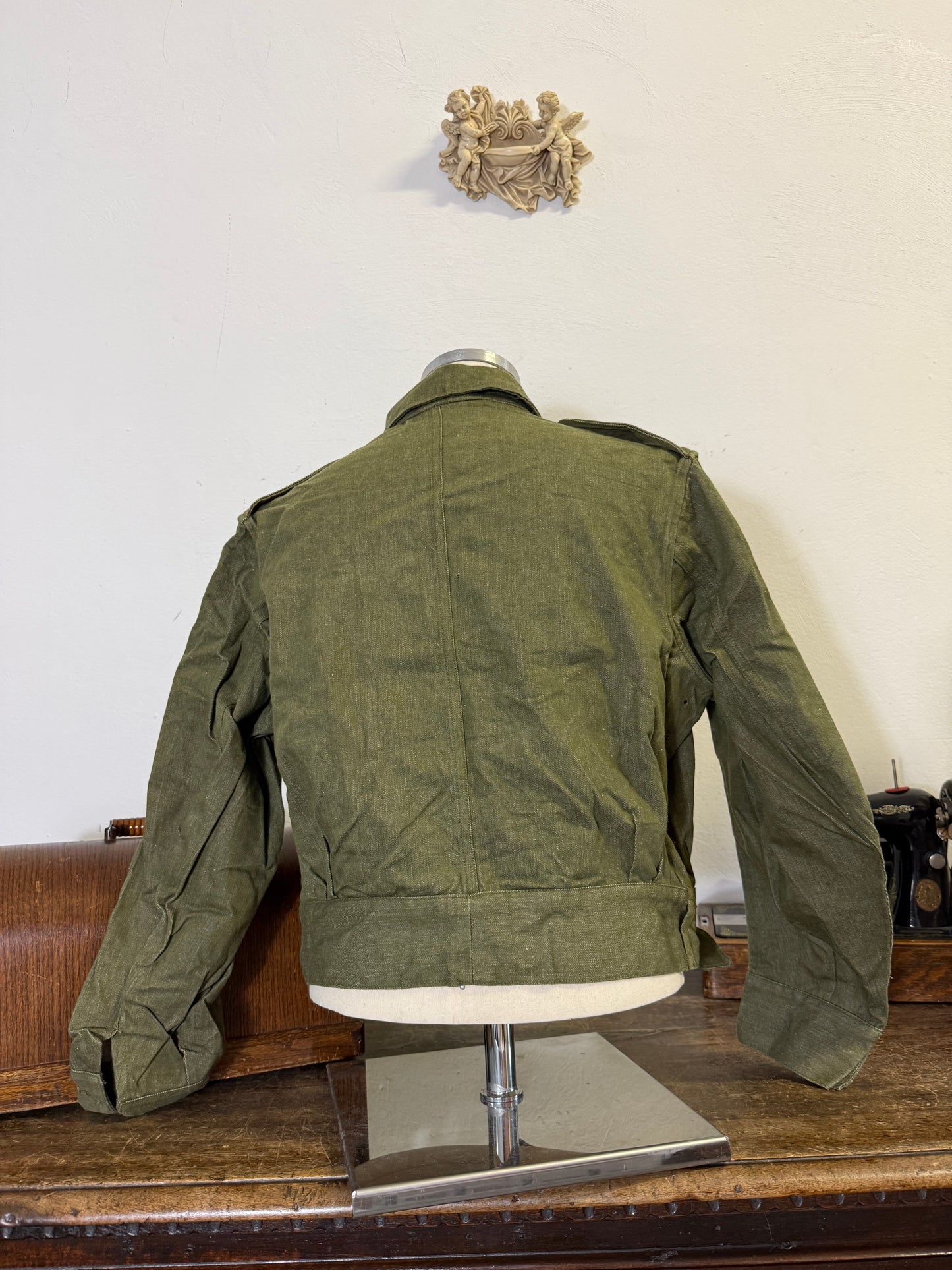 Vintage 50’s British Army Jacket “M/L”