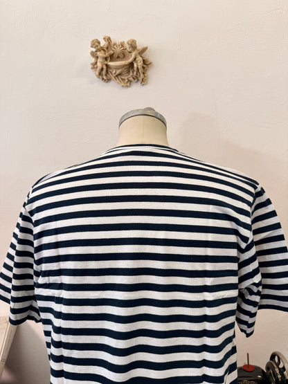Navy T-Shirt “L”