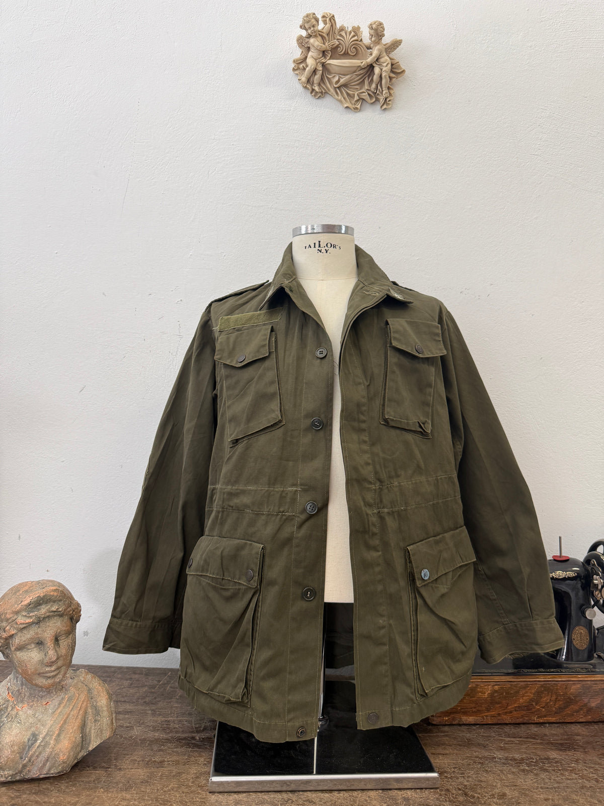 Vintage 80’s Italian Army Jacket “M”