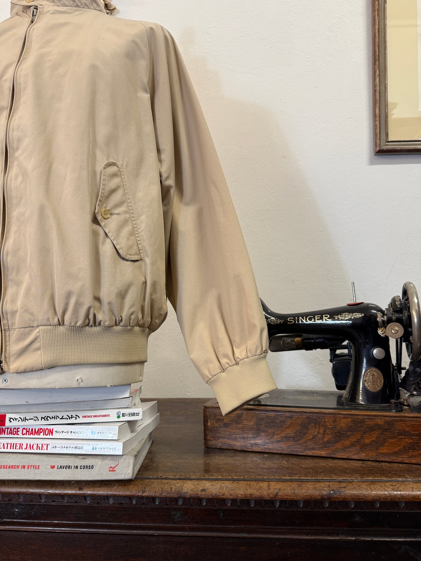 Vintage Baracuta G9 - Made in England “XL”