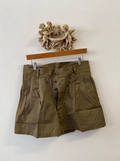 Vintage Italian Army Bermuda Shorts with Buttons 86 cm