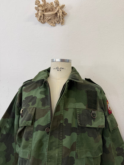 Vintage 90’s Serbian Army Jacket “XL”