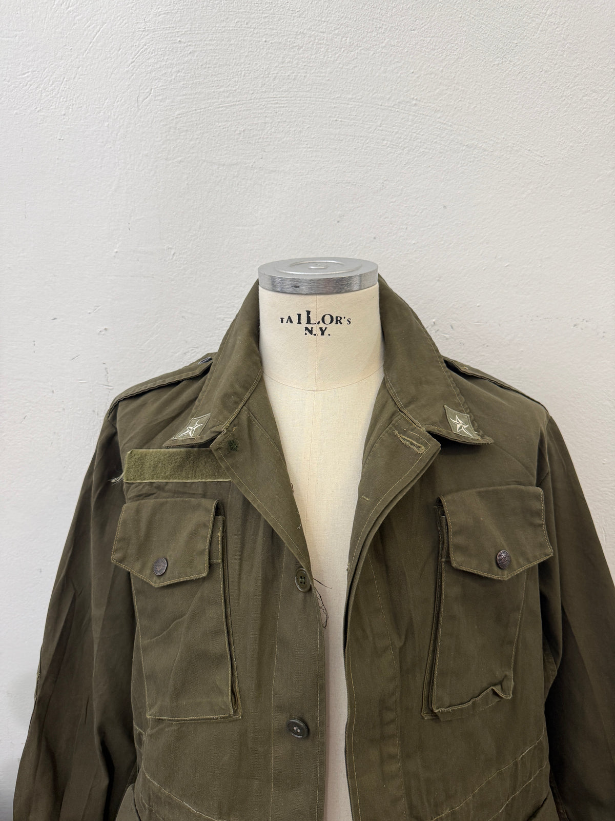 Vintage 80’s Italian Army Jacket “M”